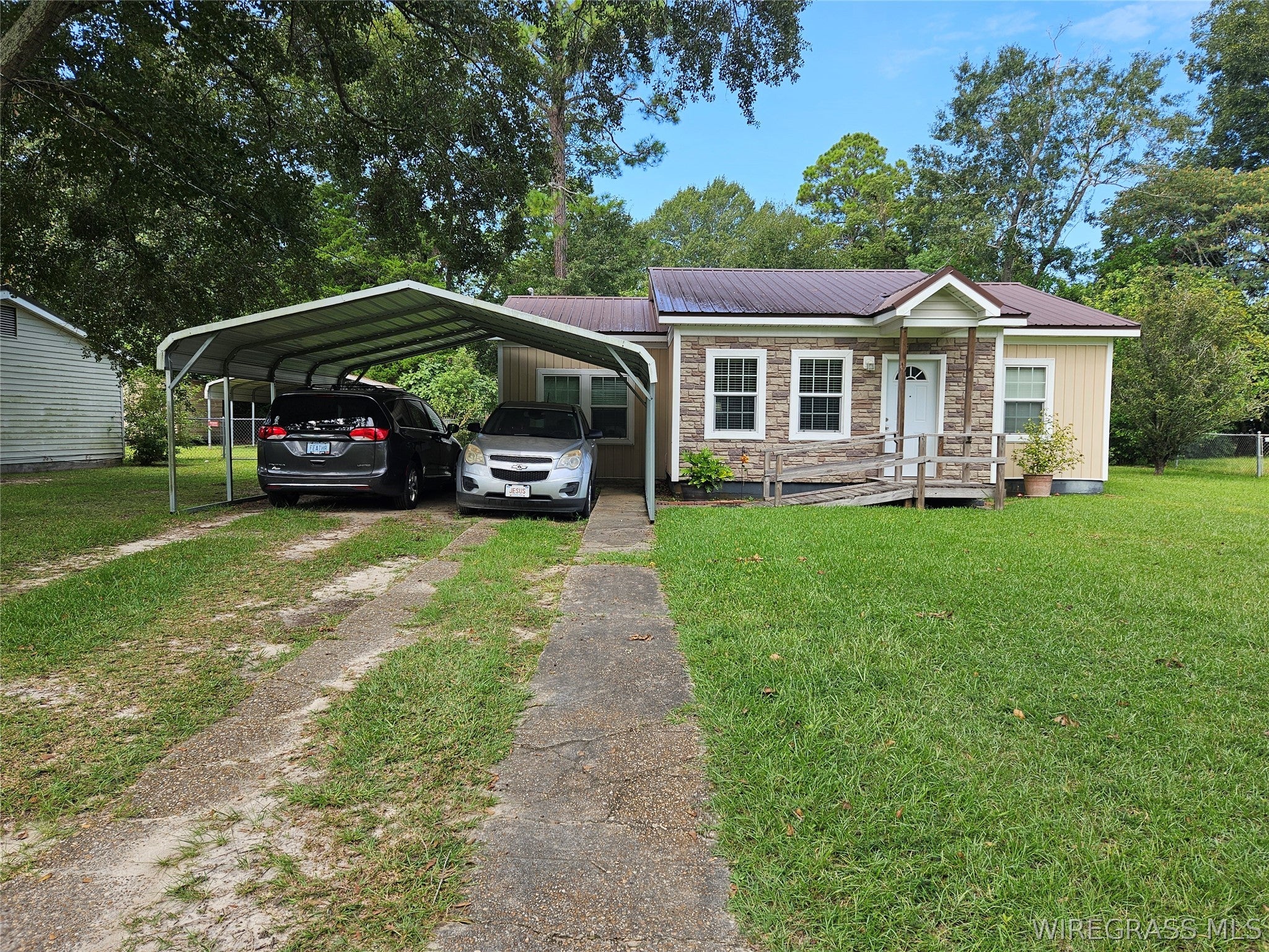 1210 Bradley Road Dothan, AL 36301 - Photo 1 of 24 Gallery Image 1