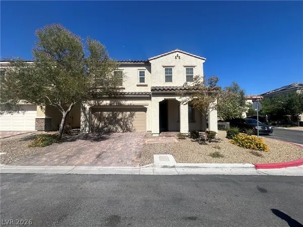 $2,924 | 5947 Castell Canyon Street, Las Vegas, NV 89113