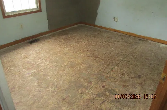 $180,000 | 676 North 10th Street, Plainwell, MI 49080