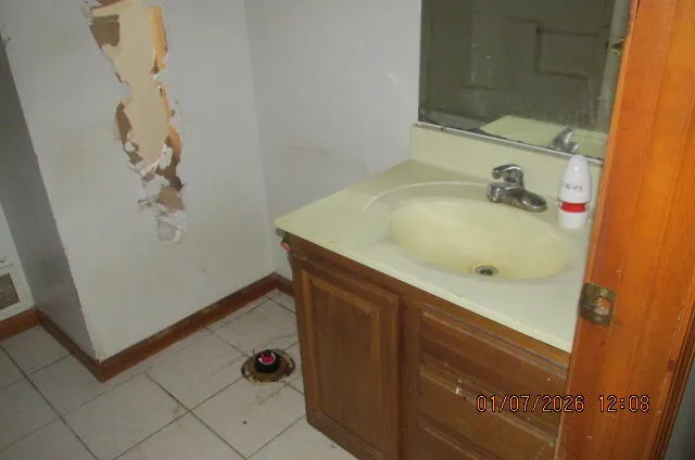 $180,000 | 676 North 10th Street, Plainwell, MI 49080