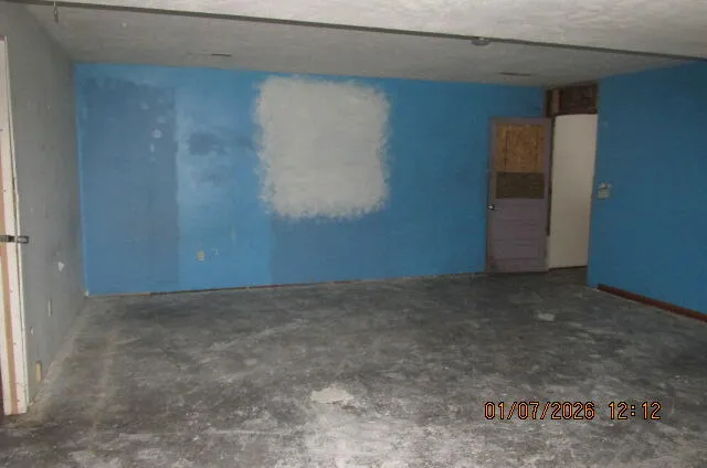 $180,000 | 676 North 10th Street, Plainwell, MI 49080