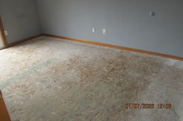 $184,000 | 676 North 10th Street, Plainwell, MI 49080