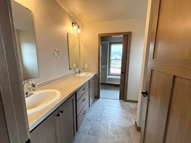 $394,900 | N9222 Dylan Drive, Appleton, WI 54915