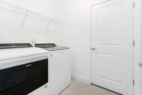 $500,000 | 552 Sanderling Circle, Deerfield Beach, FL 33442