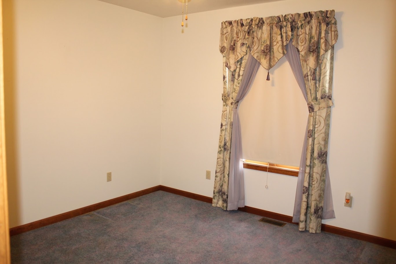 1350 North Pike Road Bedford, IN 47421 - Photo 8 of 20
