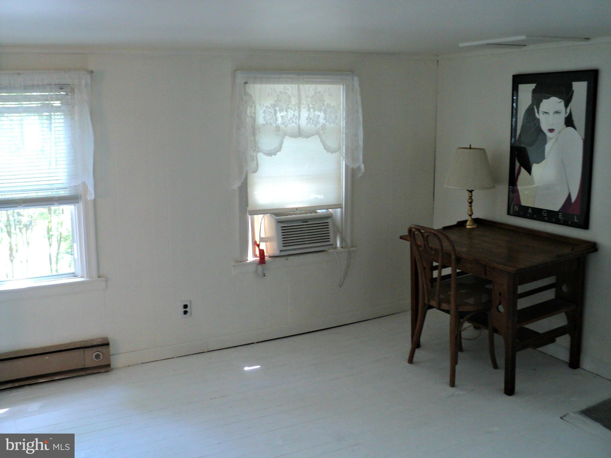 2014 Cedar Ridge Lane King George, VA 22485 - Photo 16 of 30 Guest Bedroom Upstairs