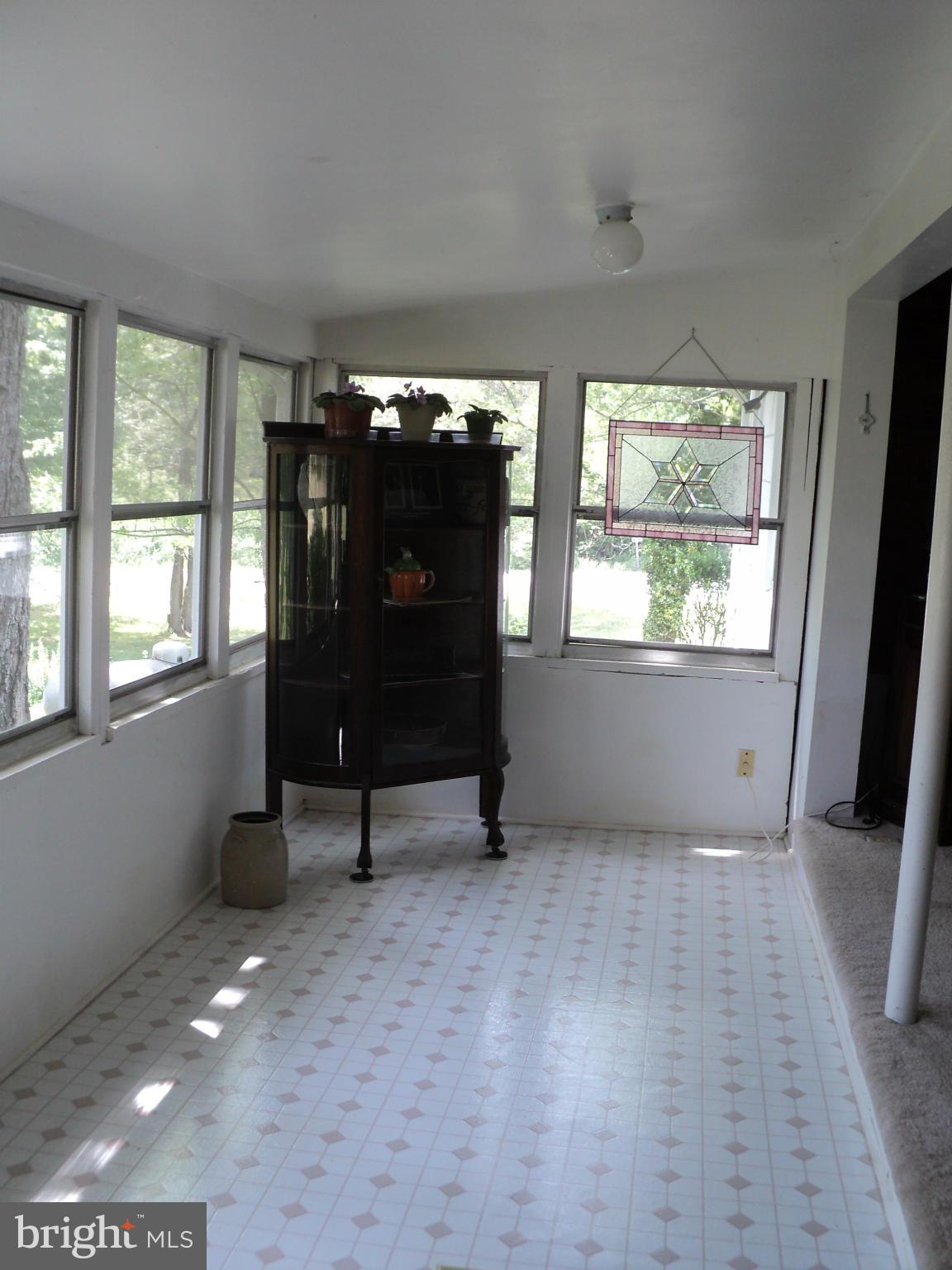 2014 Cedar Ridge Lane King George, VA 22485 - Photo 24 of 30 Sunny Sitting Room