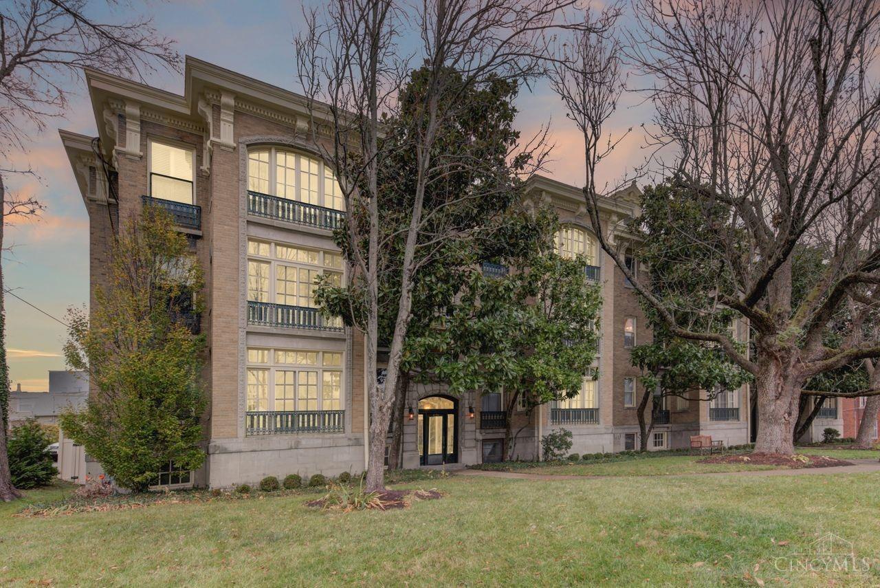 2136 Madison Road, Unit C Cincinnati, OH 45208 - Photo 29 of 33 Gallery Image 29