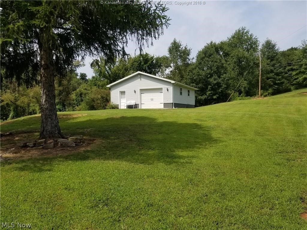 663 New England Ridge Road Washington, WV 26181 - Photo 22 of 30 Property View