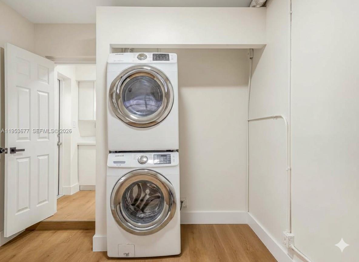 7091 Harding Street Hollywood, FL 33024 - Photo 15 of 41