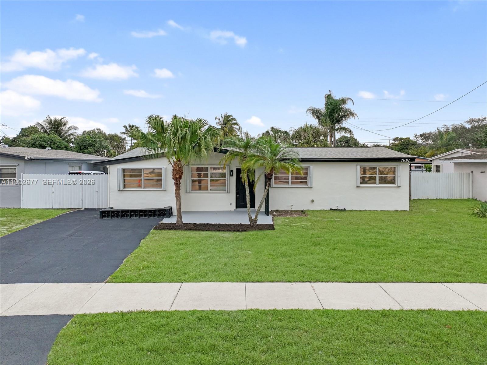 7091 Harding Street Hollywood, FL 33024 - Photo 27 of 41