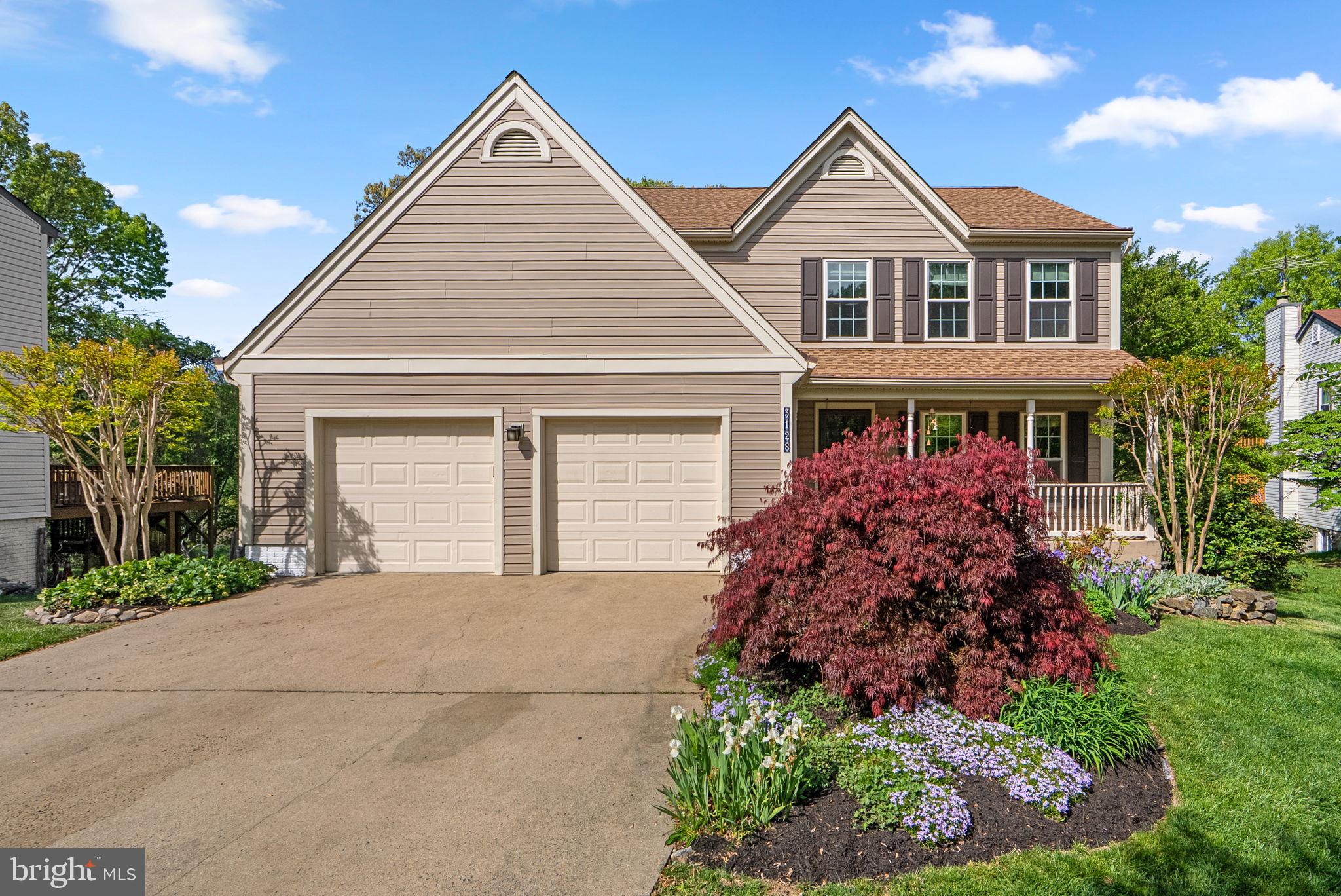 Welcome home to 3128 Memory Ln!