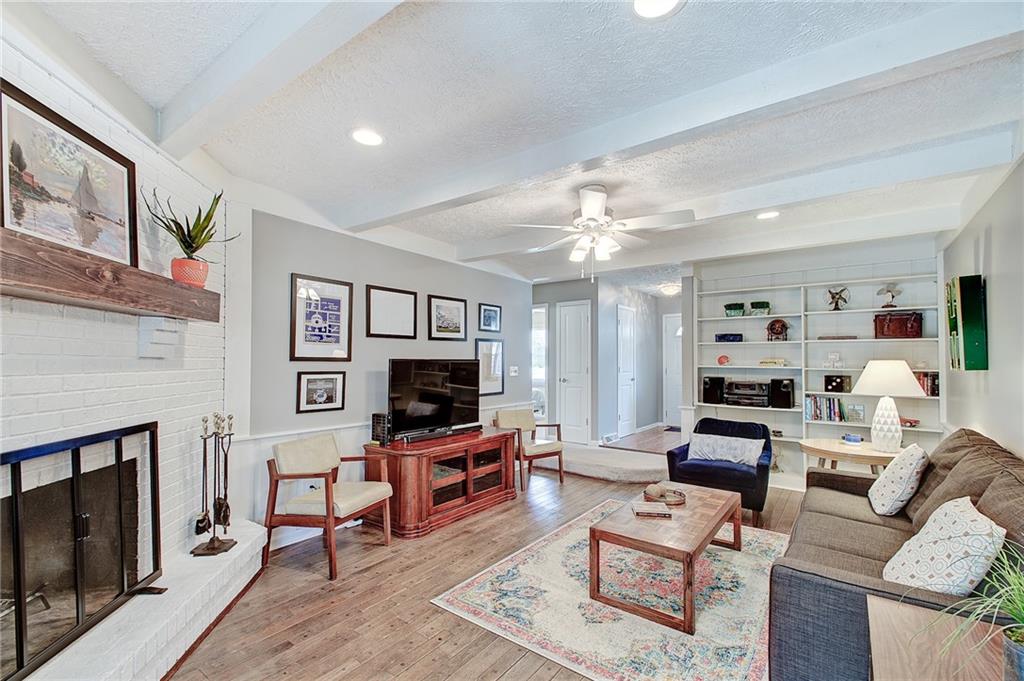 663 Ridge Road Greenwood, IN 46142 - Photo 3 of 27 Gallery Image 3