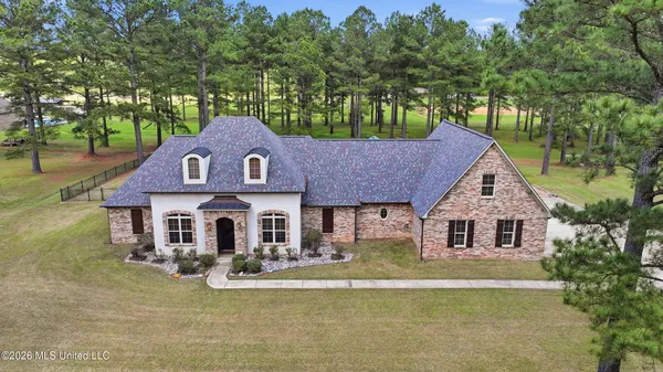 $641,900 | 306 Kitty Hawk Circle, Brandon, MS 39047