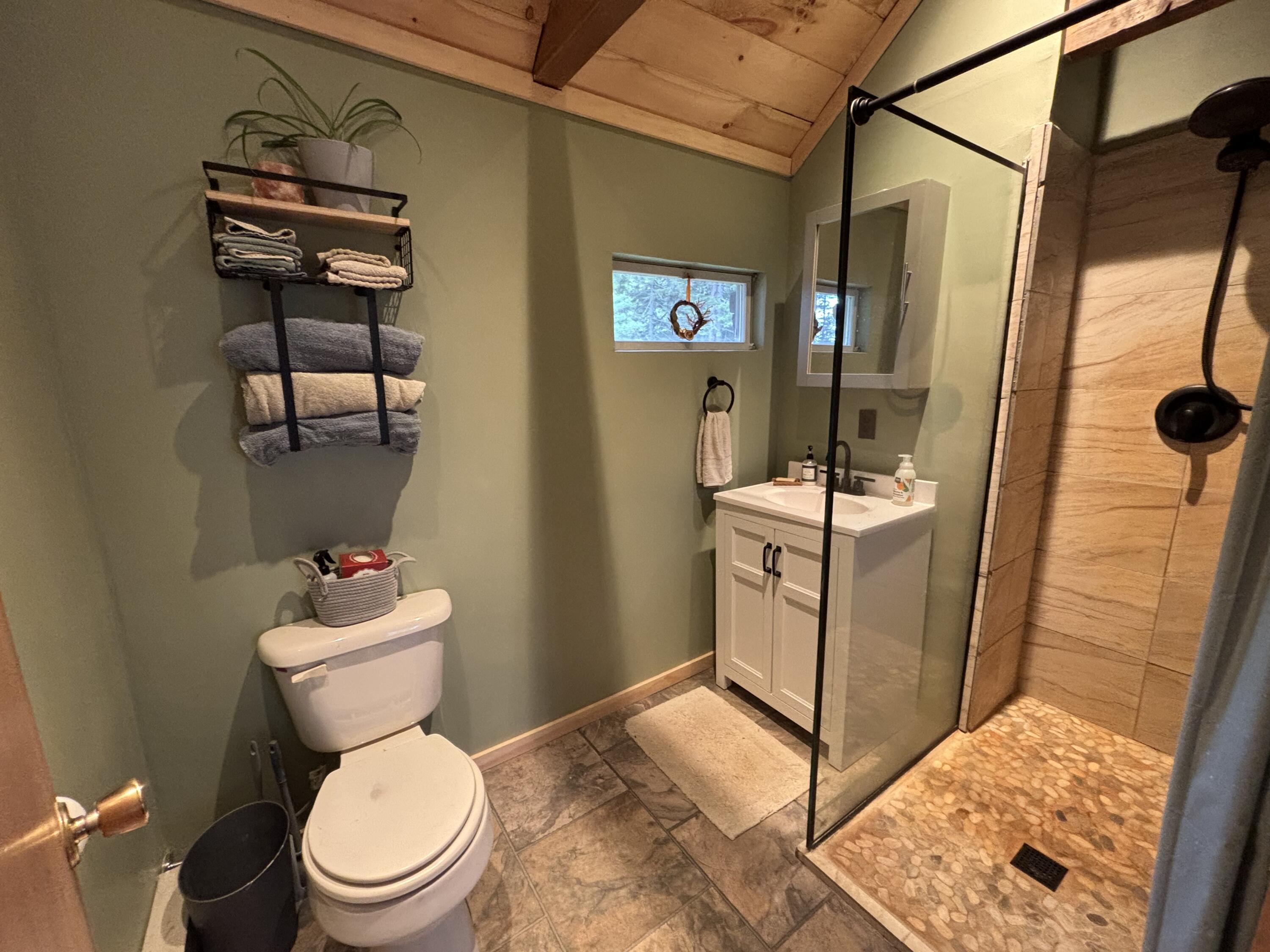 16 Pass Road Eustis, ME 04936 - Photo 5 of 17 image10