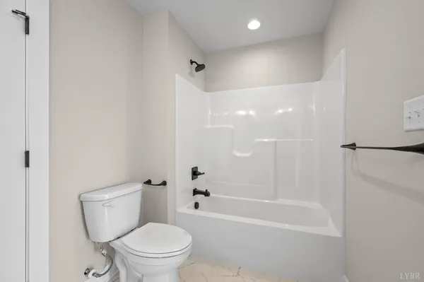 $425,000 | 1131 South Westyn Loop, Forest, VA 24551