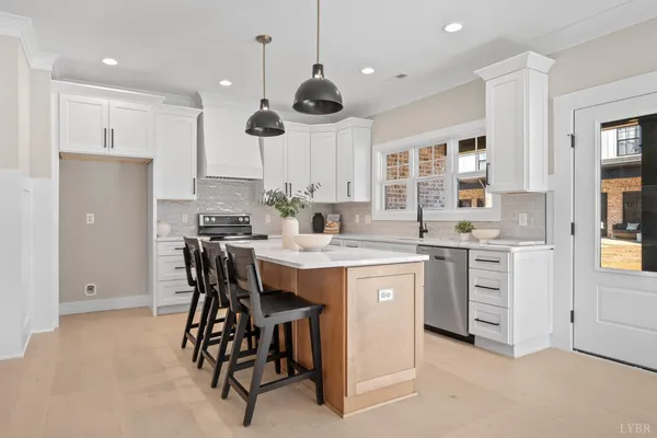 $425,000 | 1131 South Westyn Loop, Forest, VA 24551