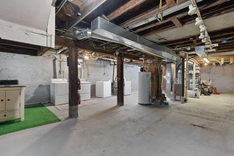 $595,000 | 1218 5th Street Northeast, Minneapolis, MN 55413