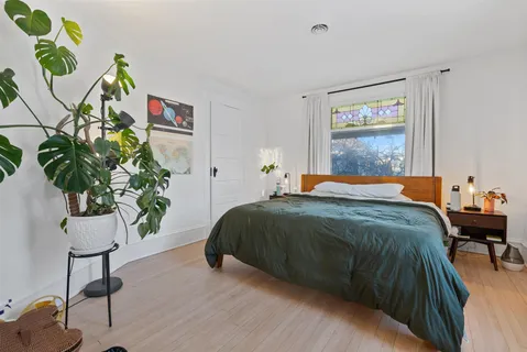 $595,000 | 1218 5th Street Northeast, Minneapolis, MN 55413