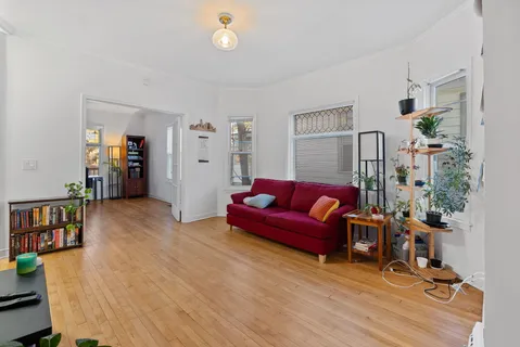 $595,000 | 1218 5th Street Northeast, Minneapolis, MN 55413