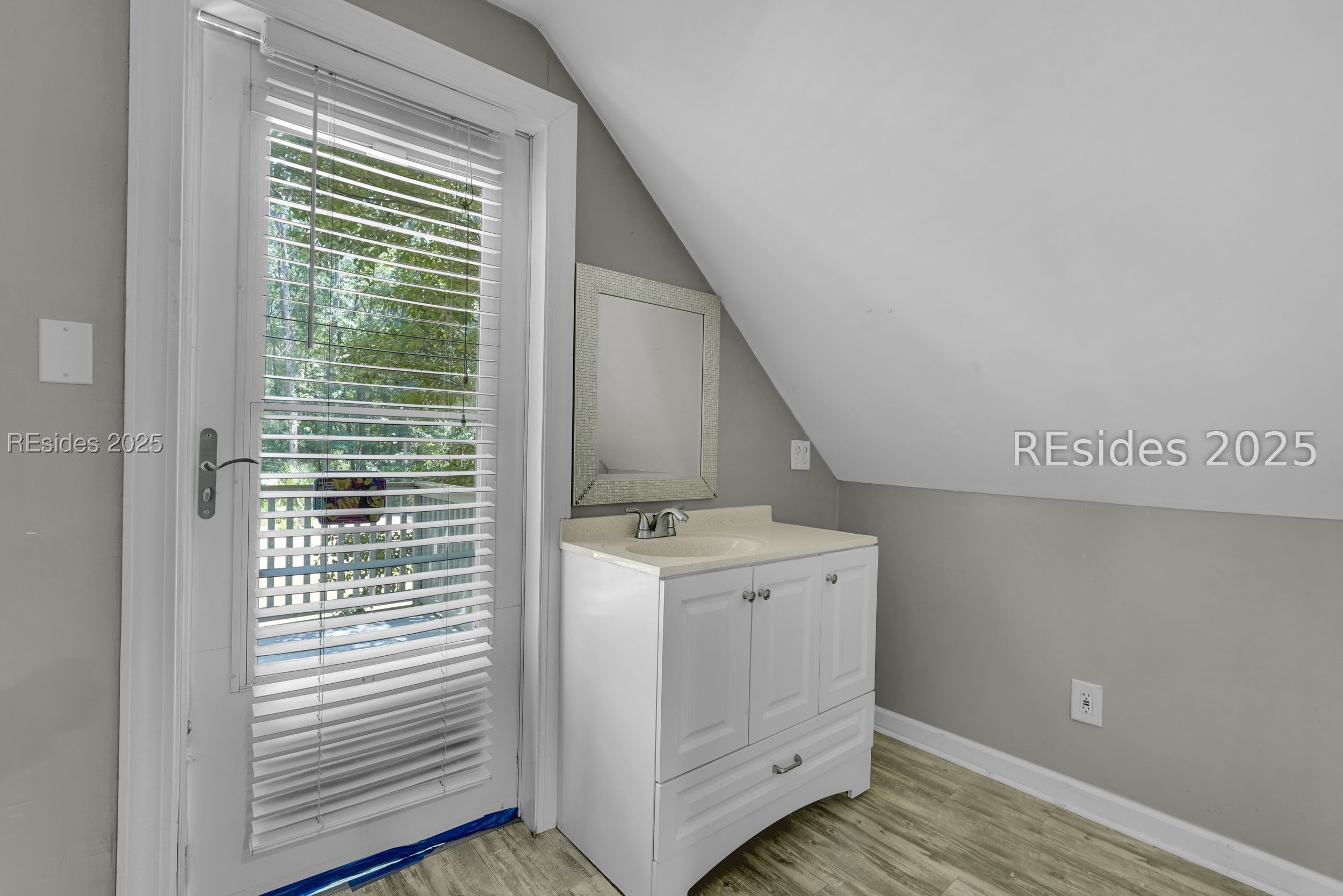 12 Pine View Drive Bluffton, SC 29910 - Photo 8 of 38