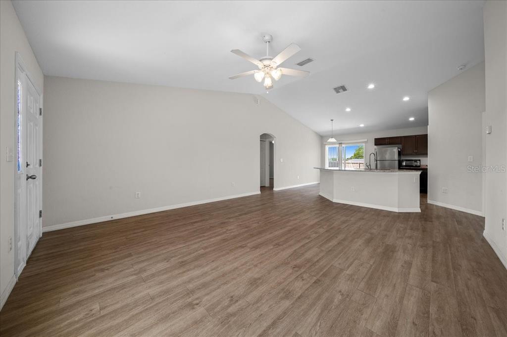 19 Juniper Loop Run Ocala, FL 34480 - Photo 6 of 54 Gallery Image 6