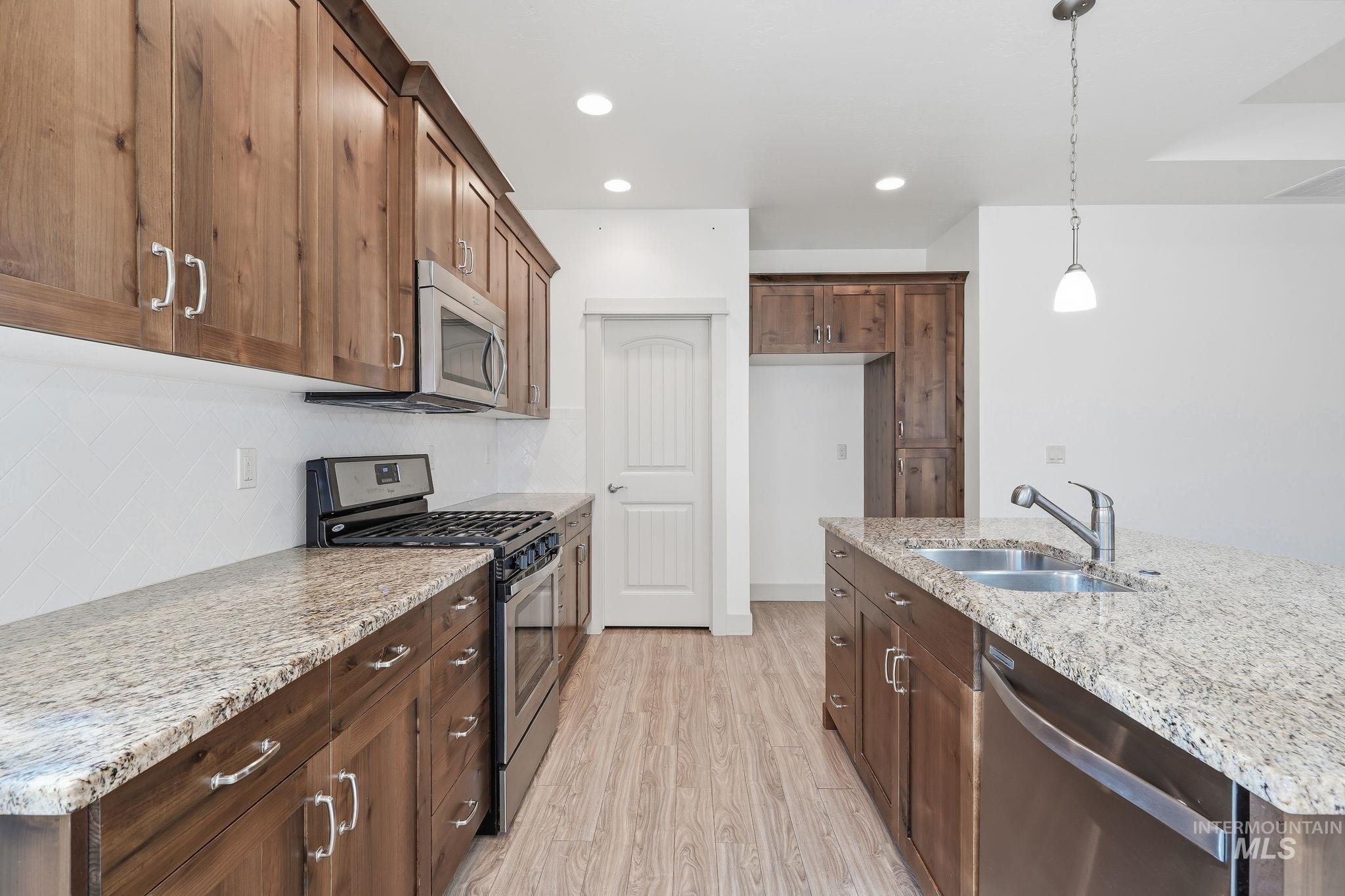 421 South Curtis Road, Unit 9 Boise, ID 83705 - Photo 13 of 50