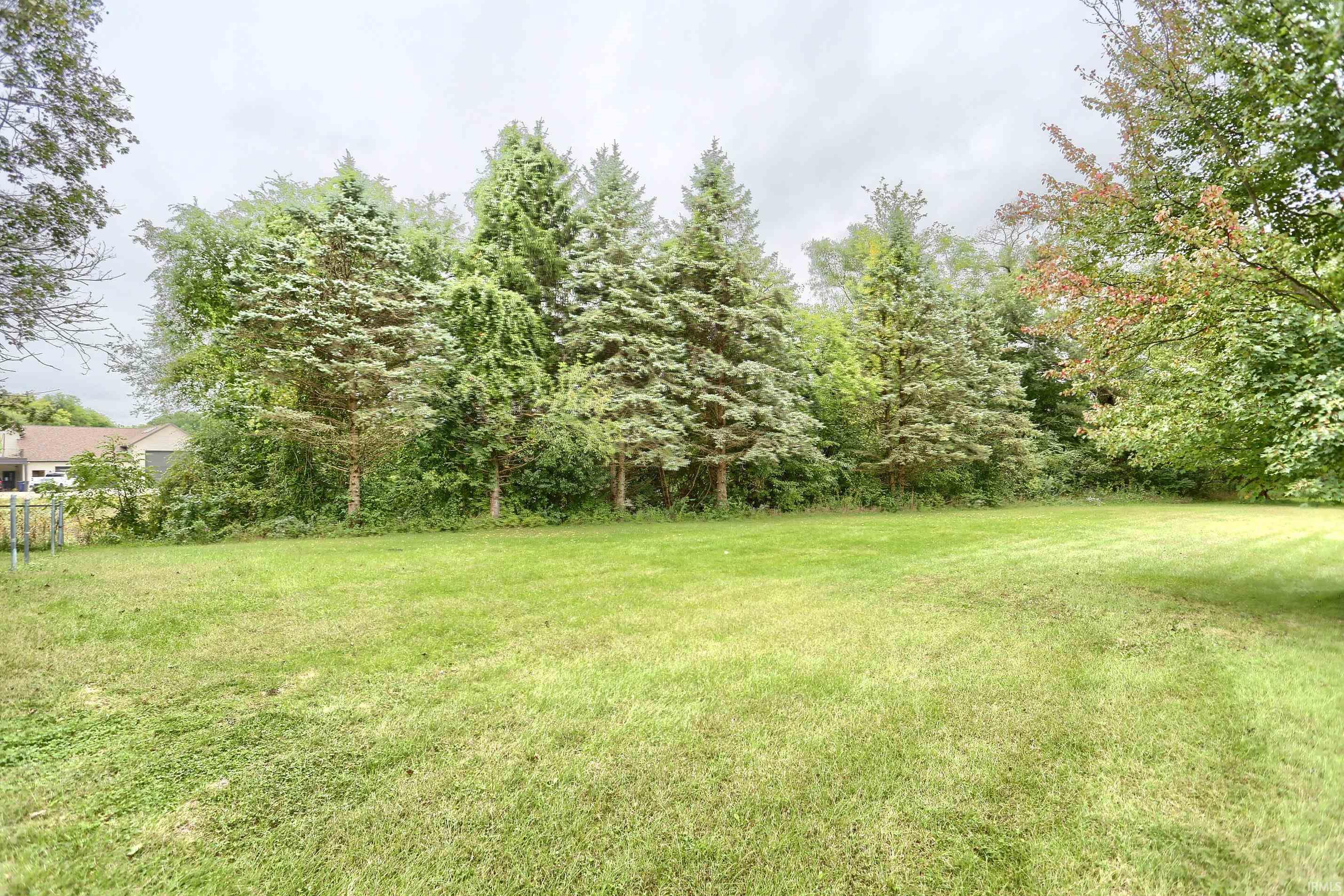 1609 South Country Club Road Warsaw, IN 46580 - Photo 6 of 29 Gallery Image 6