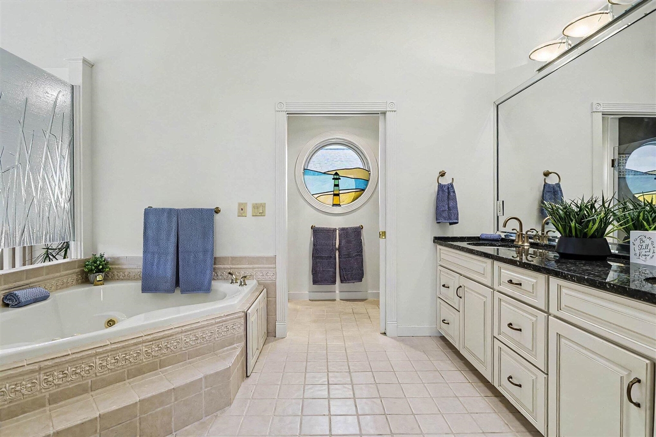 2309 Riverside Pointe Drive St. Joseph, MI 49085 - Photo 11 of 31
