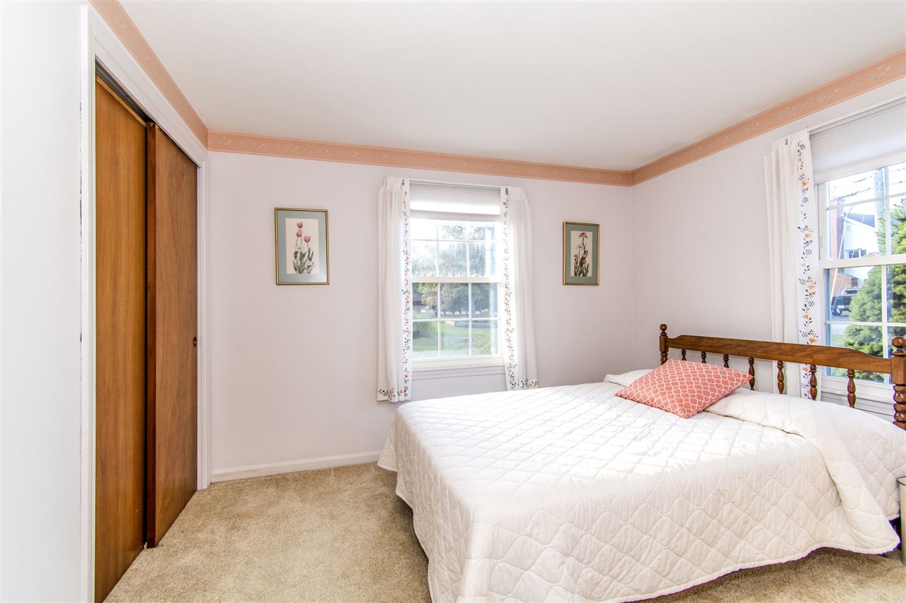 27 Stevens Road North Hampton, NH 03862 - Photo 16 of 37