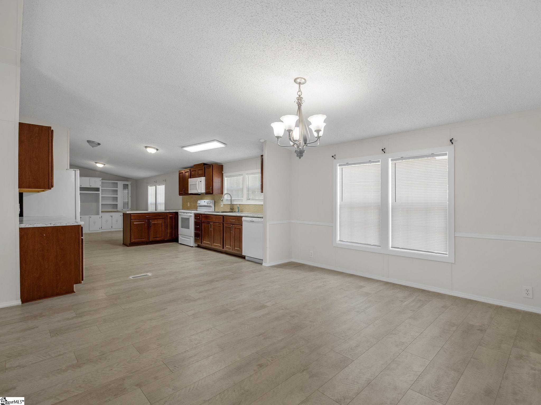 242 Autumnvale Drive Inman, SC 29349 - Photo 13 of 48