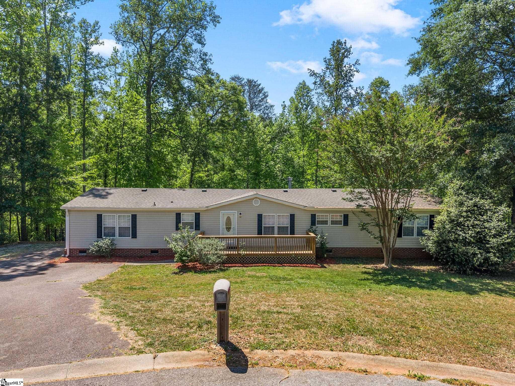 242 Autumnvale Drive Inman, SC 29349 - Photo 3 of 48