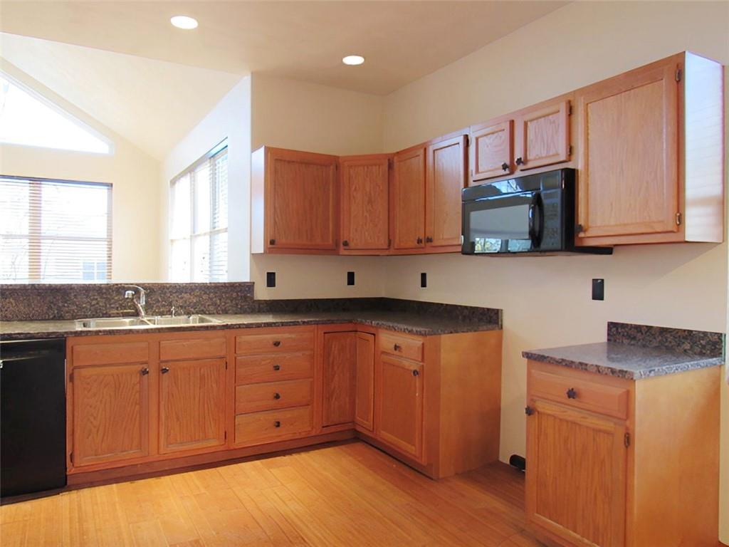 2413 South Ridge Place Hidden Valley, PA 15502 - Photo 8 of 32