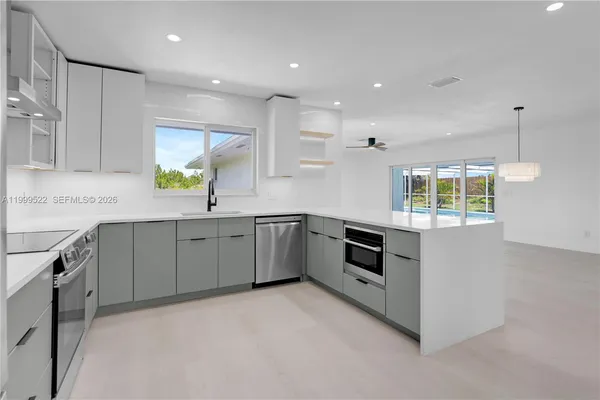 $1,100,000 | 9125 Southeast Karin Street, Hobe Sound, FL 33455