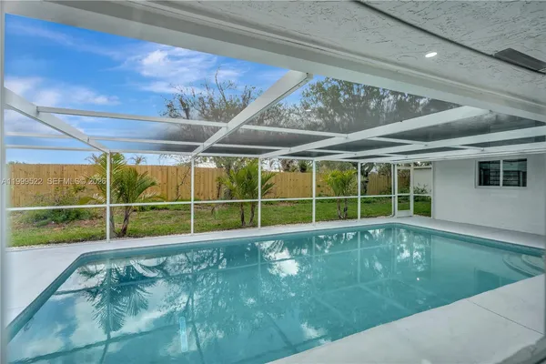 $1,100,000 | 9125 Southeast Karin Street, Hobe Sound, FL 33455