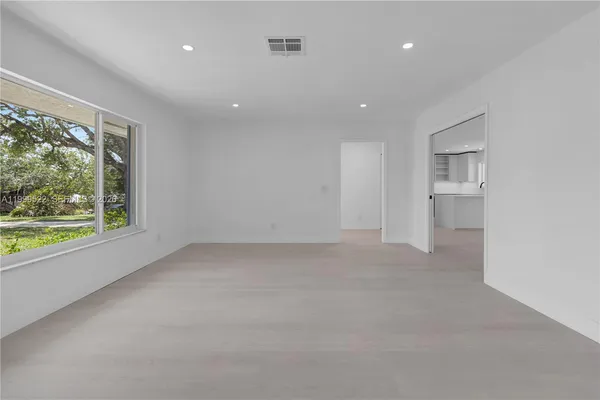 $1,100,000 | 9125 Southeast Karin Street, Hobe Sound, FL 33455