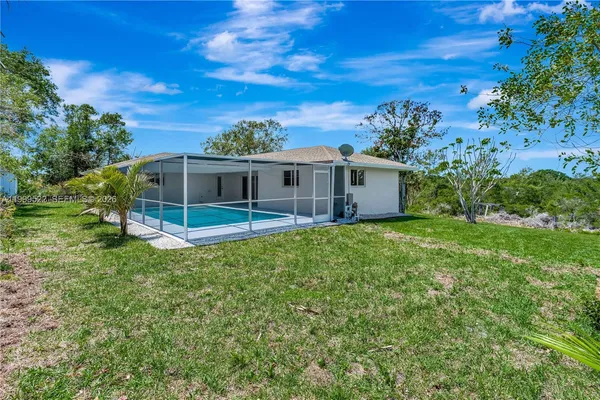 $1,100,000 | 9125 Southeast Karin Street, Hobe Sound, FL 33455