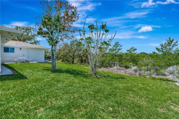 $1,100,000 | 9125 Southeast Karin Street, Hobe Sound, FL 33455