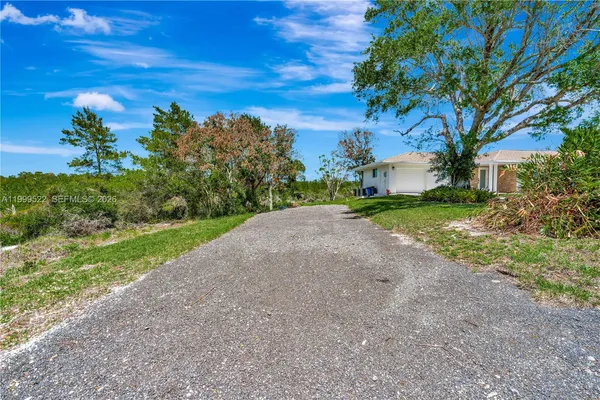 $1,100,000 | 9125 Southeast Karin Street, Hobe Sound, FL 33455