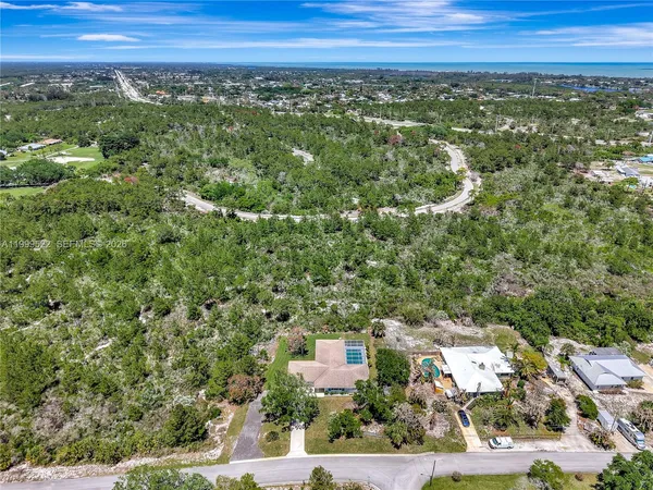 $1,100,000 | 9125 Southeast Karin Street, Hobe Sound, FL 33455