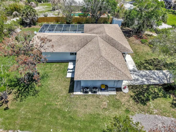 $1,100,000 | 9125 Southeast Karin Street, Hobe Sound, FL 33455