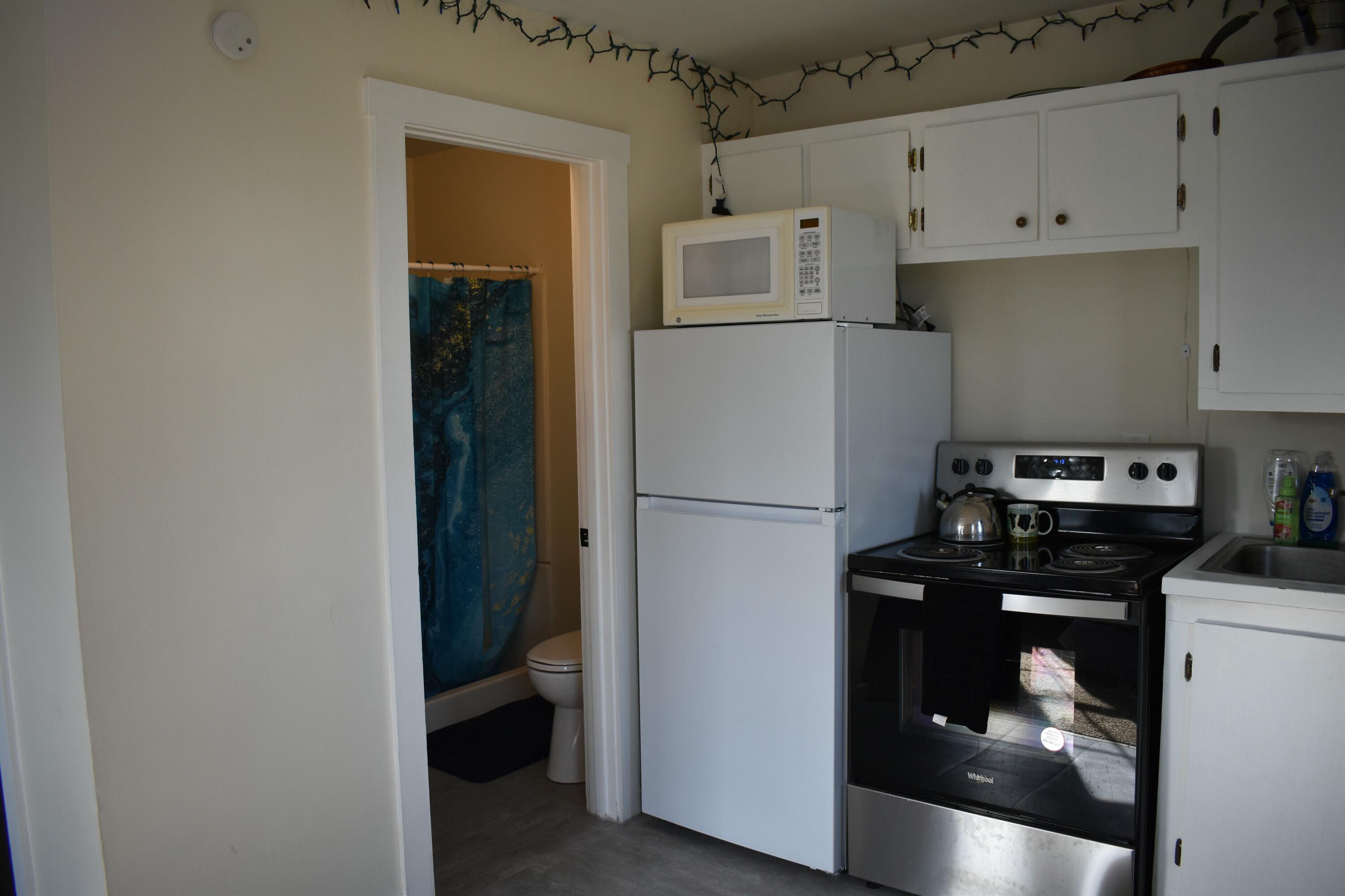 20 Lee Road Lincoln, ME 04457 - Photo 6 of 17 tempImagePStnUM