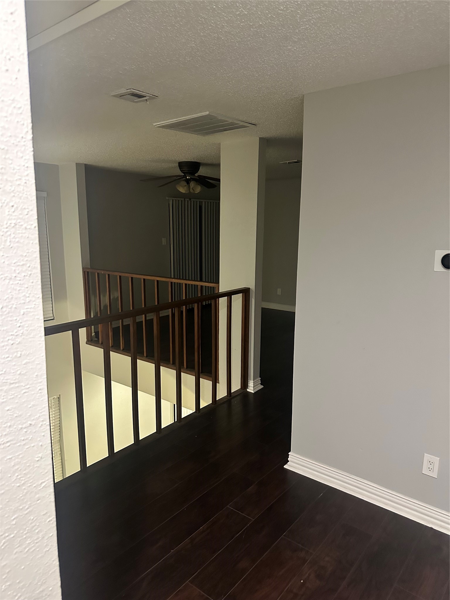 3662 Ocee Street Houston, TX 77063 - Photo 8 of 15 Workspace