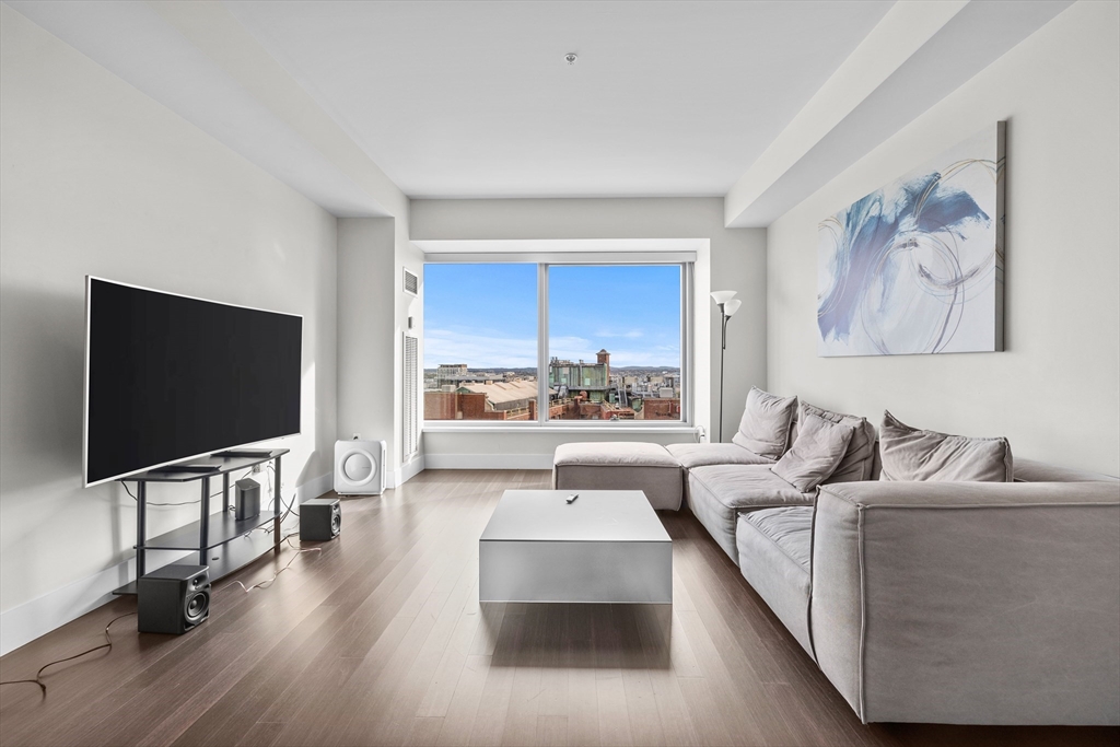 110 Stuart Street, Unit 19A Boston, MA 02116 - Photo 1 of 15