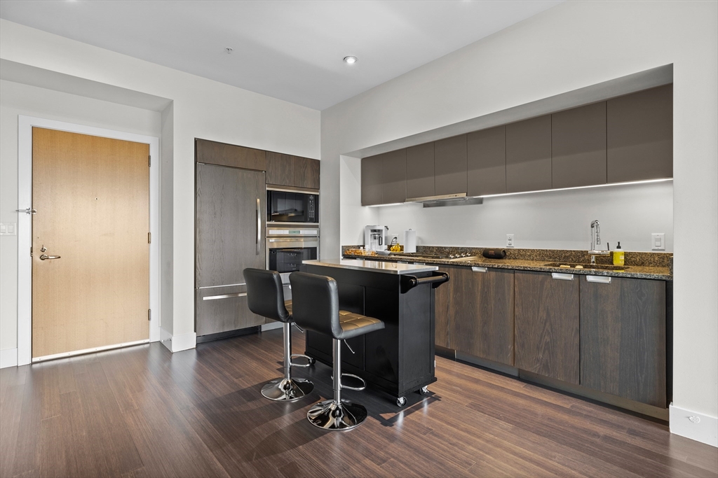 110 Stuart Street, Unit 19A Boston, MA 02116 - Photo 11 of 15