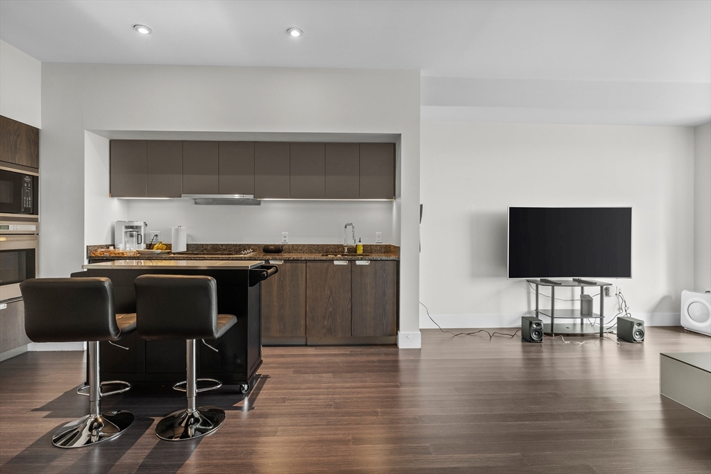 110 Stuart Street, Unit 19A Boston, MA 02116 - Photo 10 of 15