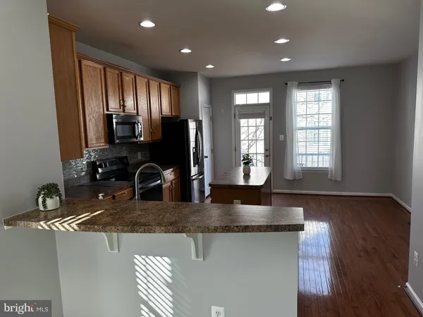 $530,000 | 14030 Cannondale Way, Unit 52, Gainesville, VA 20155