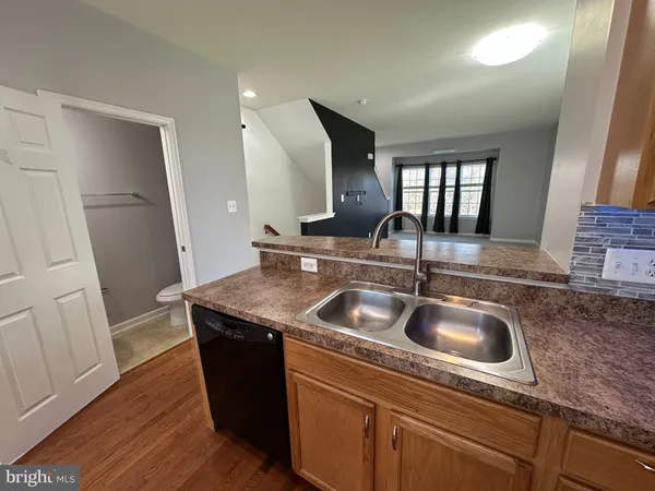 $530,000 | 14030 Cannondale Way, Unit 52, Gainesville, VA 20155