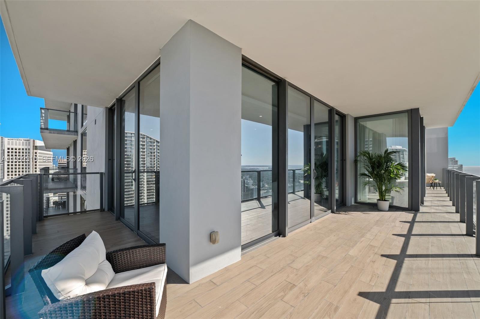 88 Southwest 7th Street, Unit 3612 Miami, FL 33130 - Photo 35 of 64