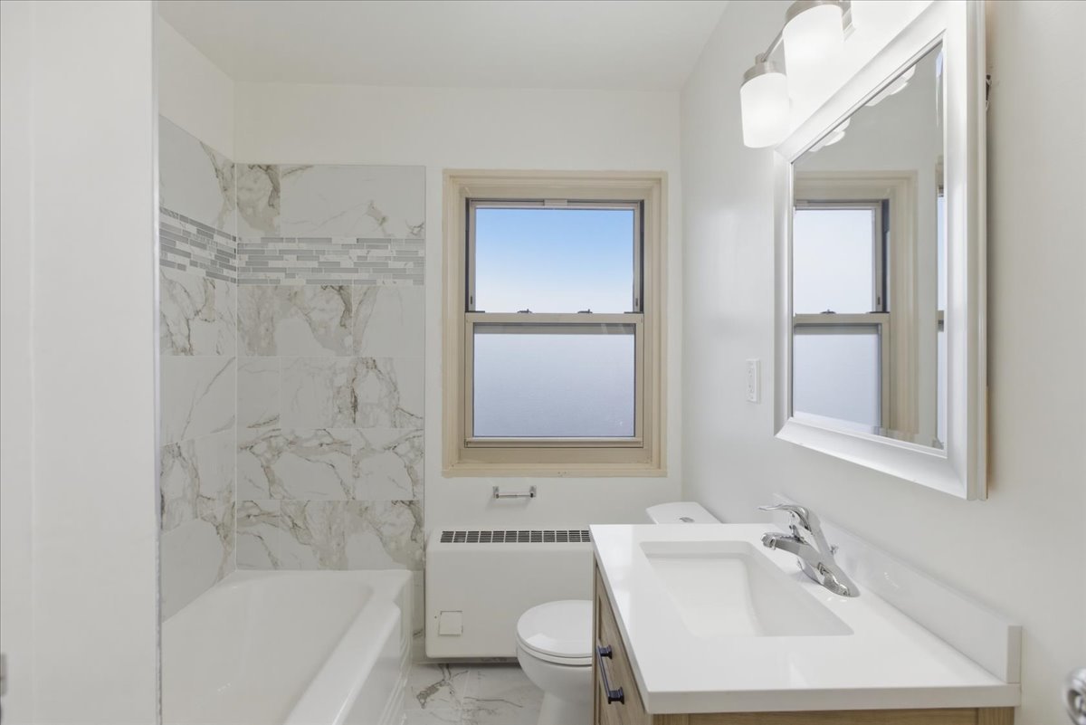 5630 North Sheridan Road, Unit S1108 Chicago, IL 60660 - Photo 9 of 10